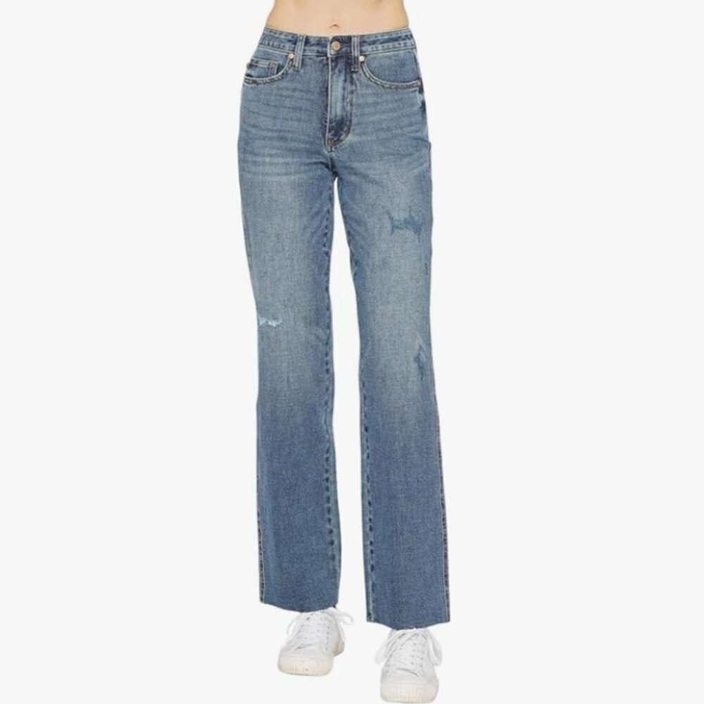 Classic High-Rise Straight Jeans in Faded Blue - Women